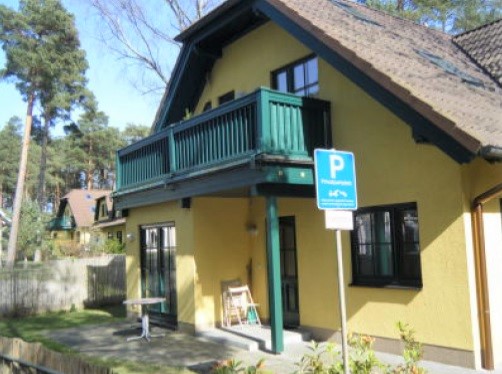 Eingangsbereich mit Stellplatz